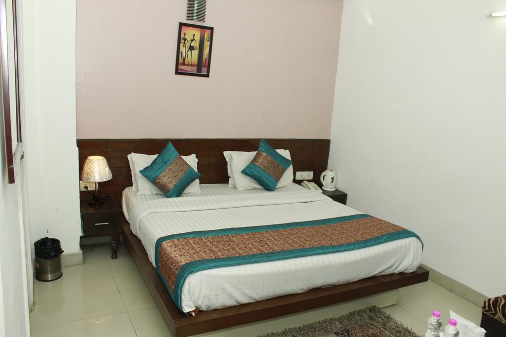 Airport Hotel Port View New Delhi Buitenkant foto