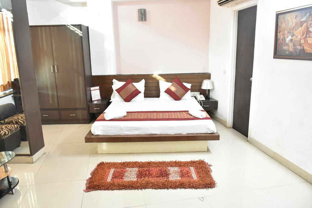 Airport Hotel Port View New Delhi Buitenkant foto
