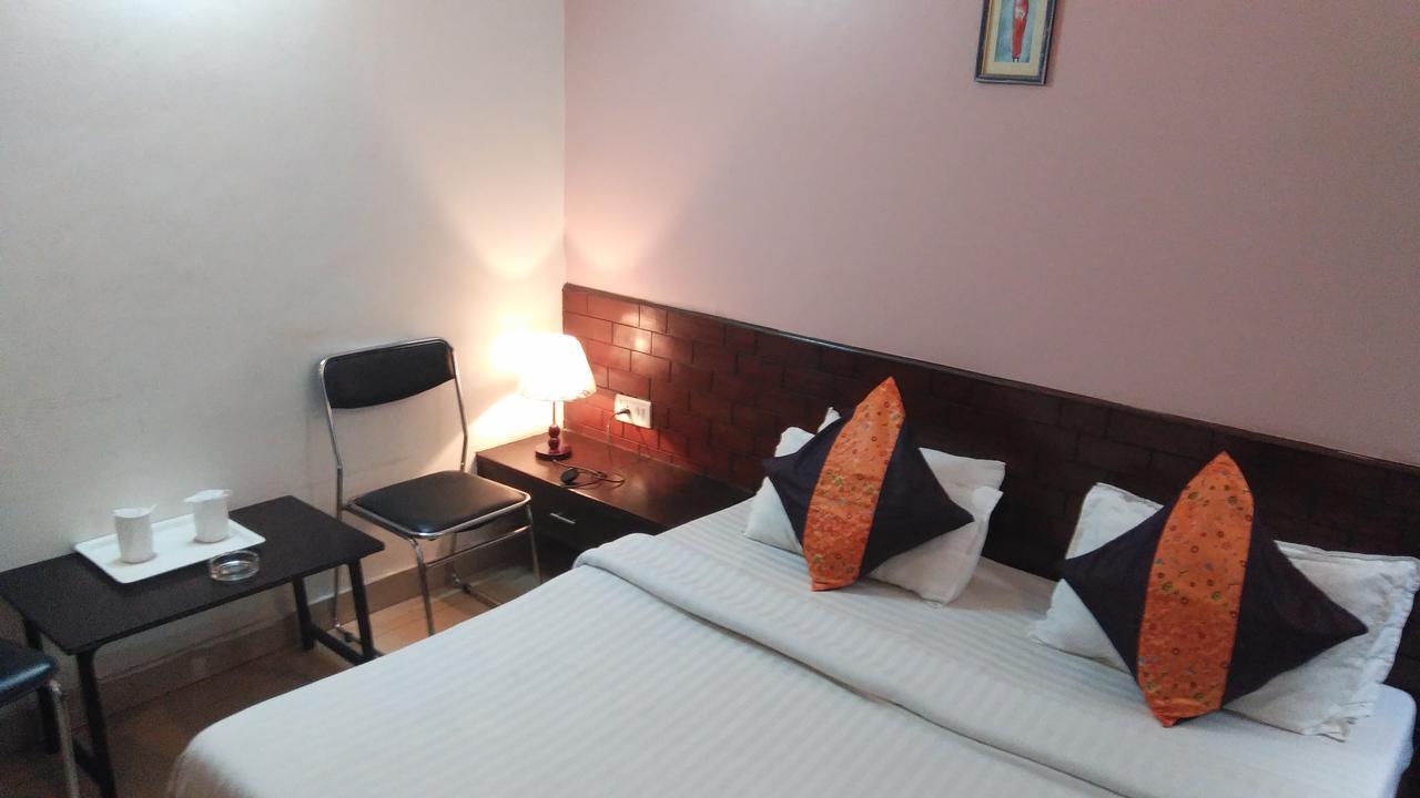 Airport Hotel Port View New Delhi Kamer foto